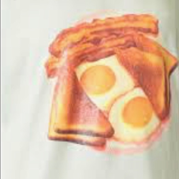 Wildfox Happiness is.... 🍞🥚🥓Tee - Picture 3 of 3